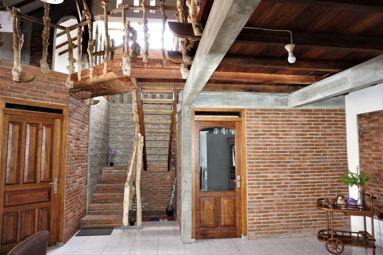 בניוואנגי Brb Guesthouse מראה חיצוני תמונה